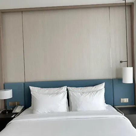 A La Carte Ha Long Bay - Sea View Apartment