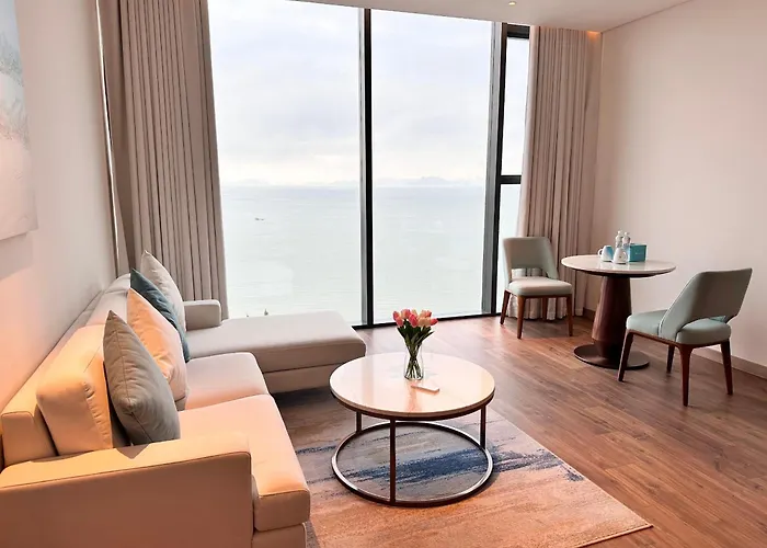 A La Carte Bay - Sea View * Ha Long