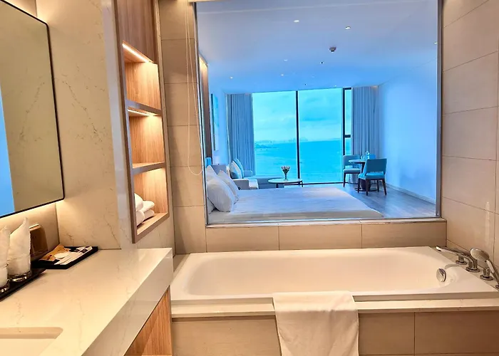 Aparthotel A La Carte Bay - Sea View