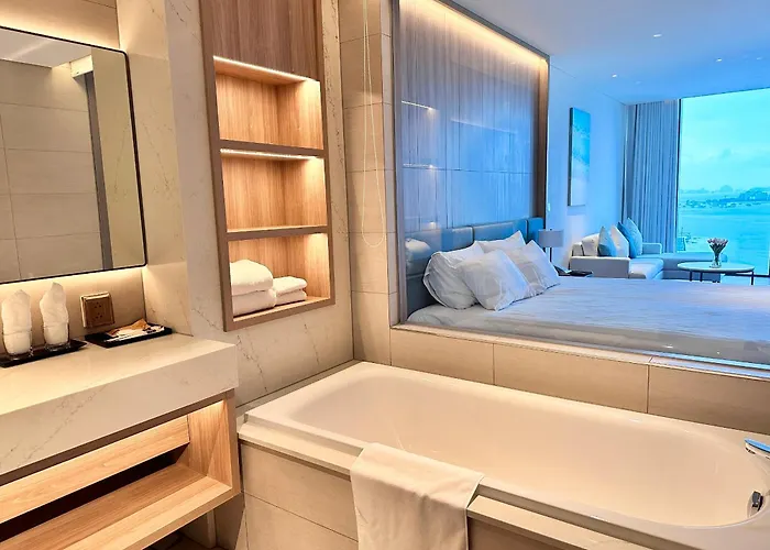 A La Carte Bay - Sea View Aparthotel