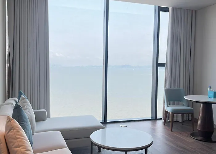 A La Carte Bay - Sea View Ha Long